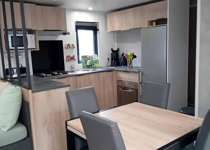 Kamp alanı Mobilhome Eucalyptus Saf *